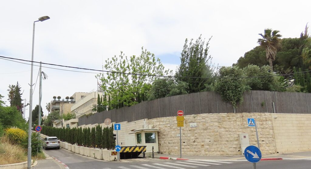 Israel downgrades UK consulate in East Jerusalem over settlement trade ban