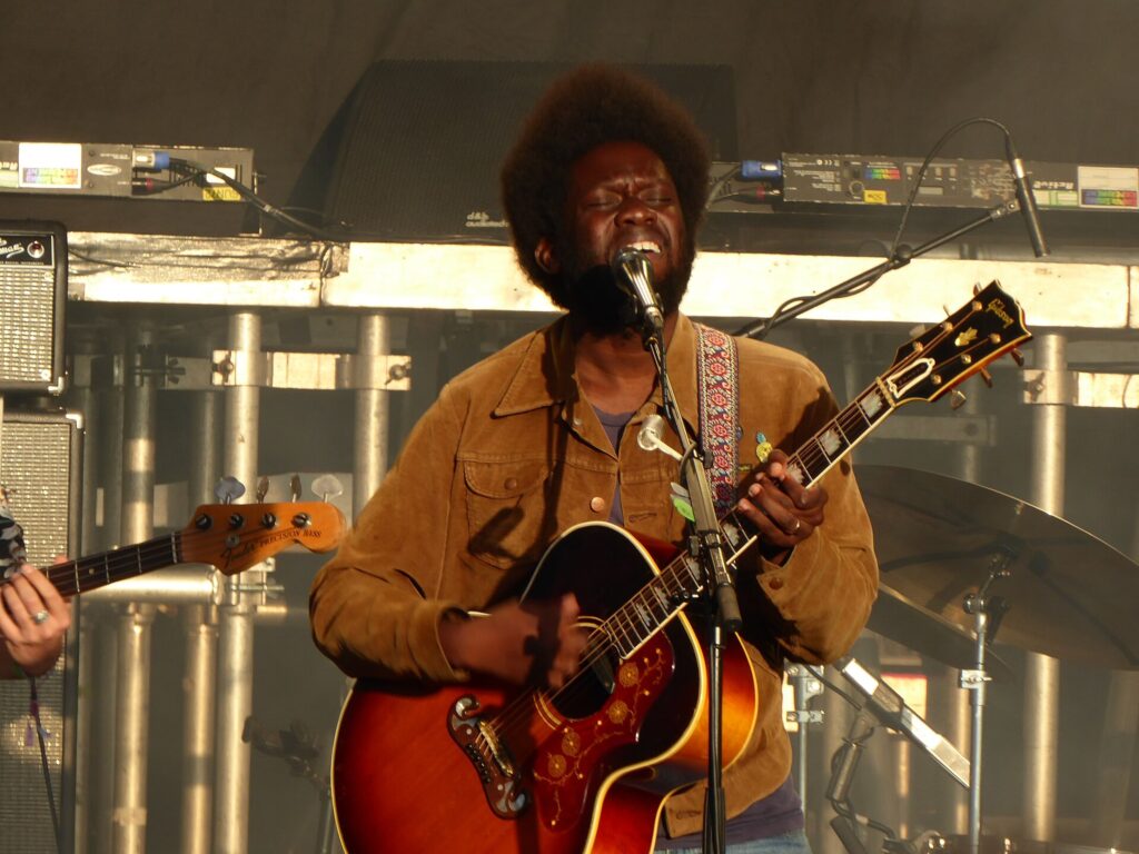 Michael Kiwanuka’s Fudge Arrives Without Danger Mouse and Inflo, and After a Stroke