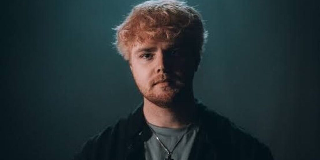 Alex Warren, the Southern California-raised pop singer-songwriter, in a portrait photo